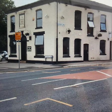 Kings Arms Hotel Farnworth Ngoại thất bức ảnh